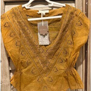 FOREVER THAT GIRL GANA CUTWORK TOP SIZE: XS